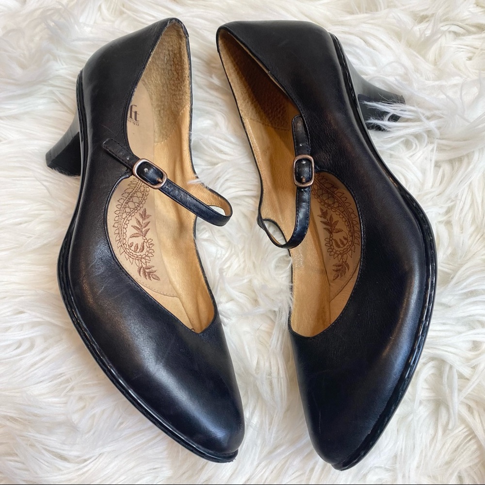 Sofft Low Heel Mary Jane size 10